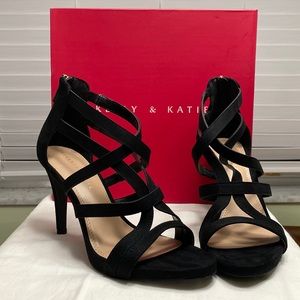 Kelly & Katie Kinsley Sandal Heels. Size 8.